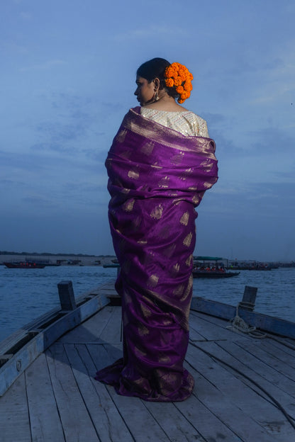 Handwoven Banarasi masaru silk Saree with kadwa boota