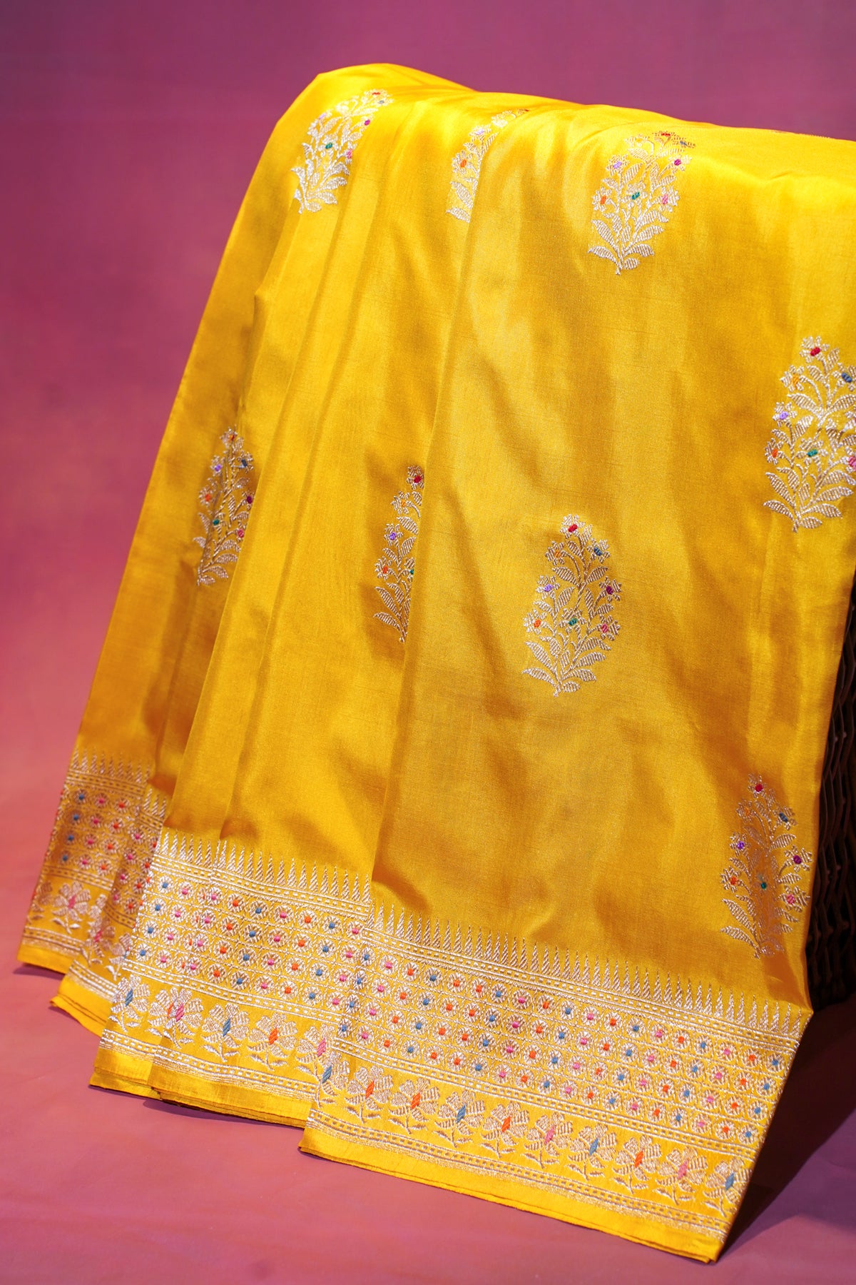 "VIRASAT 269" Pure banarasi Handloom Ektara Silk Saree in Sunshine Yellow Color With Kadwa Meenakari Work