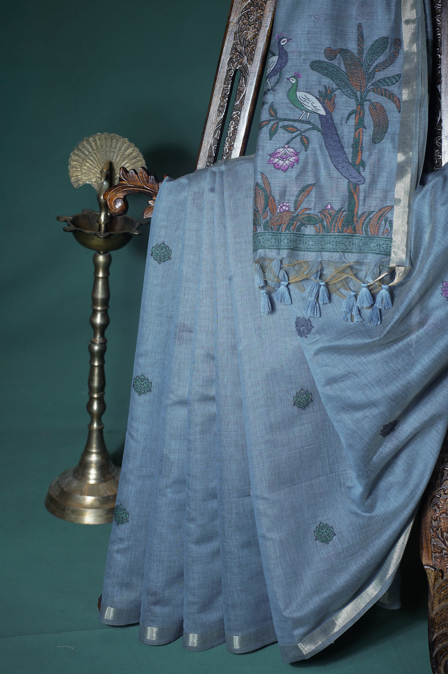 "UTSAV BANARAS 303" Banarasi Grey Chanderi Jamdani Silk Saree with Peacock Narrative Pallu