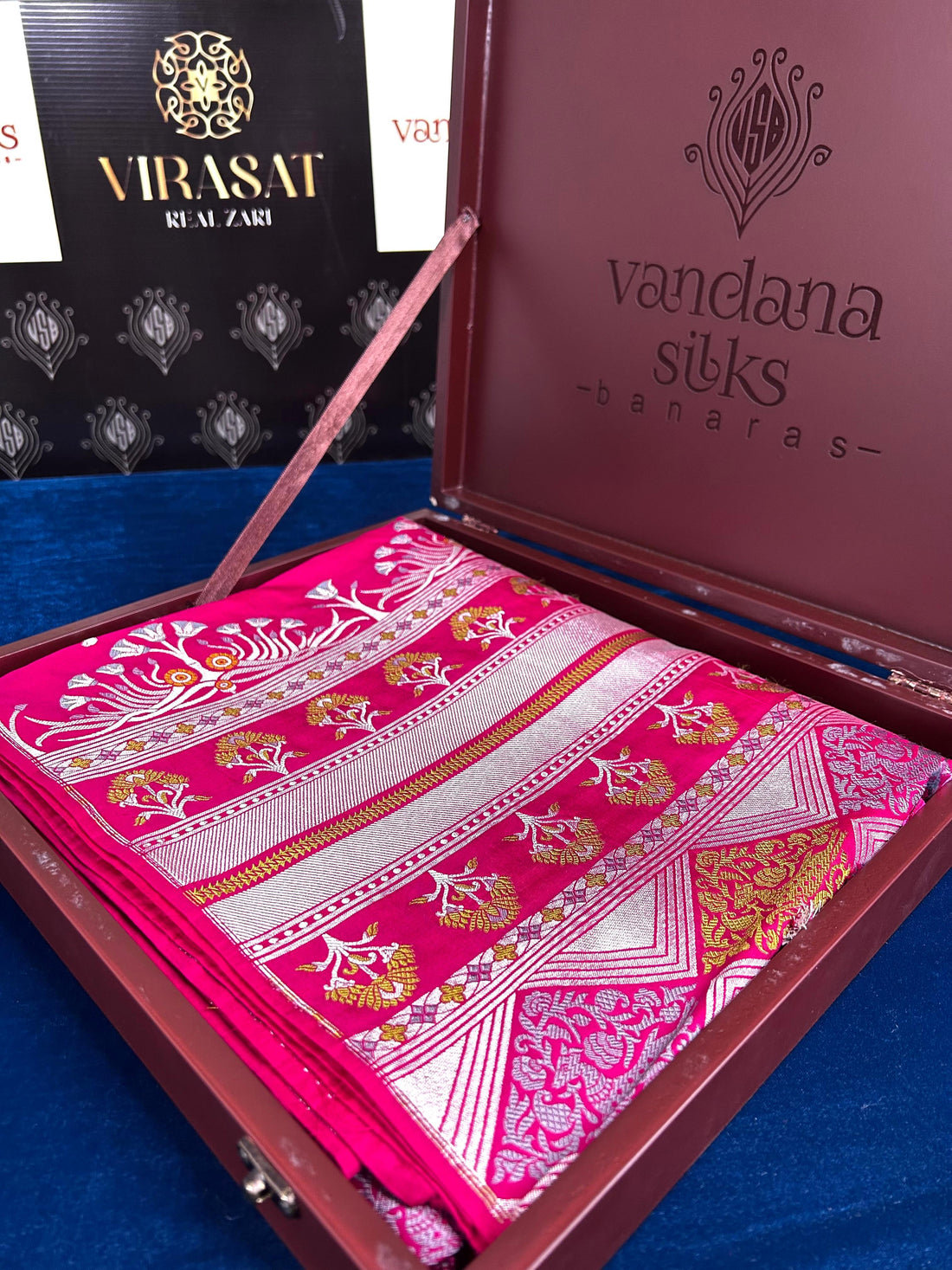VIRASAT 317: Pure Banarasi Handloom Hot Pink saree