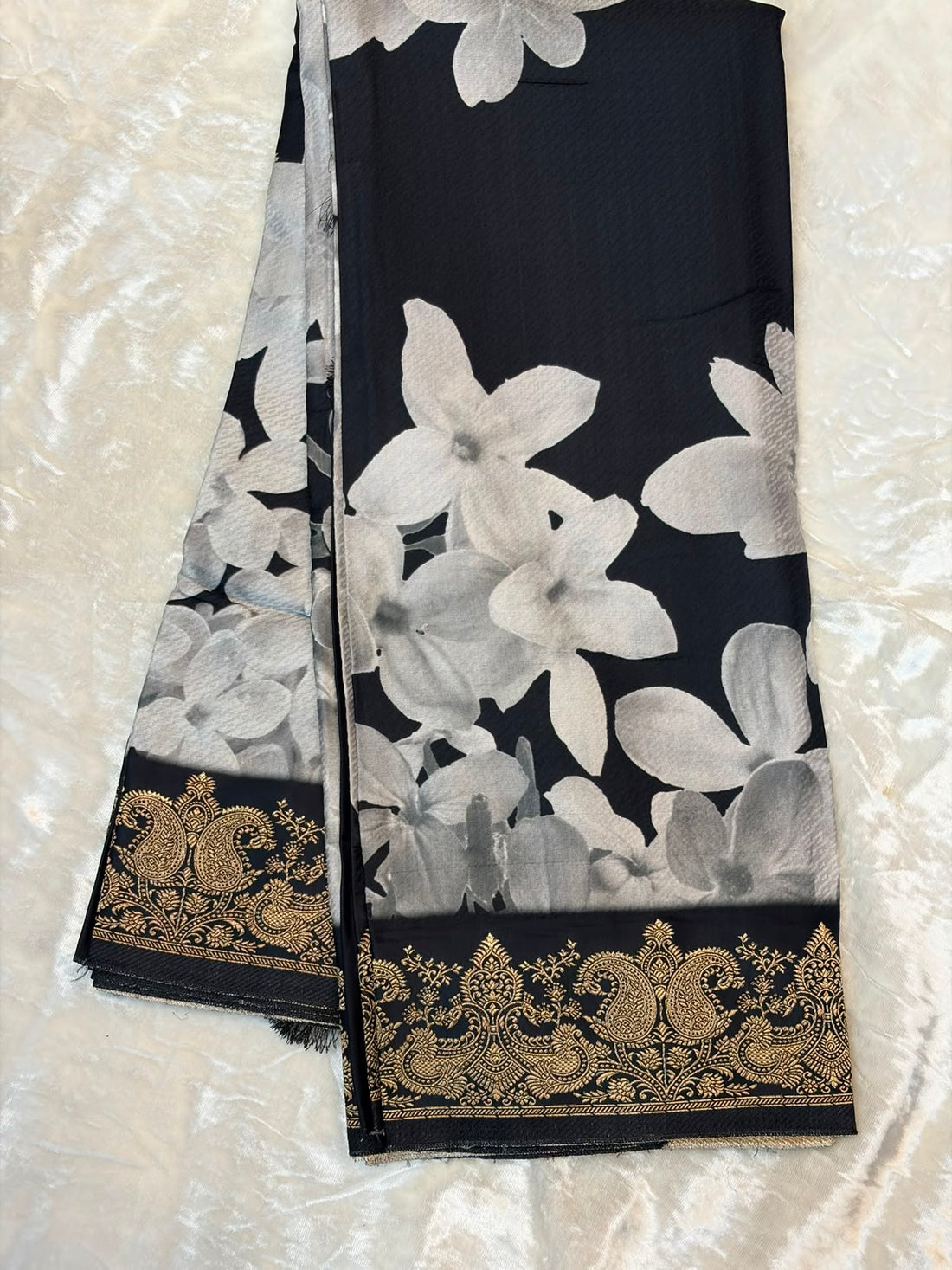 WAAH BANARAS 178D: Banarasi Crape Saree with Digital Floral Print &amp; Zari Border and Palla | Black